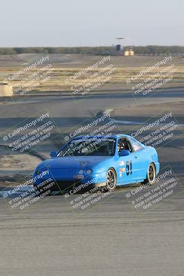 media/Nov-05-2023-CalClub SCCA (Sun) [[4ca13f3dad]]/Group 1/Offramp/